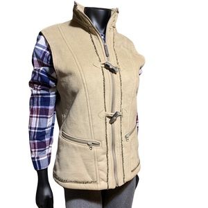 Woolrich Vintage Styled Sherpa Vest with Faux-horn toggles